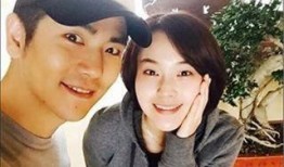 娱乐圈爆料恋情的人,明星甜蜜公开，甜蜜瞬间引网友热议