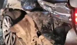 记者爆料车祸视频大全集,惊心动魄！记者爆料车祸视频大全集回顾