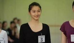 刘迪妮爆料拍戏视频,镜头下真实演绎引网友热议